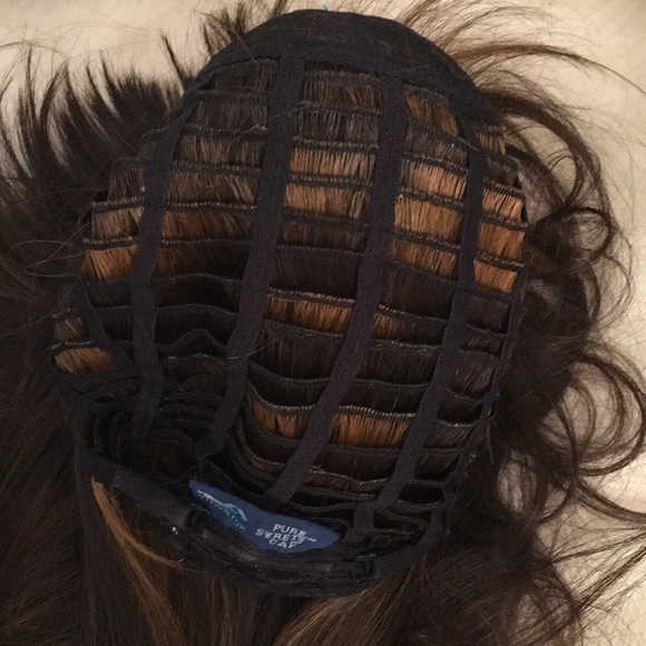 Vivica Fox - Mae Brown Two Tone - Picture 6 of 6